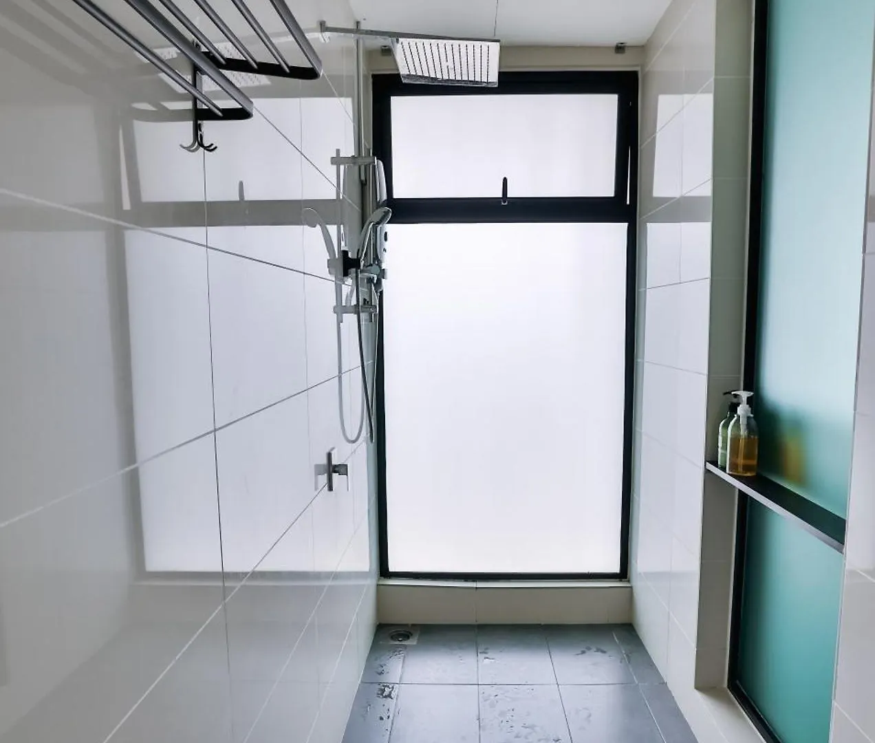 Southkey 2Br, 5-7 Pax, Wifi, Mid Valley Jb,Free Parking Johor Bahru Malasia